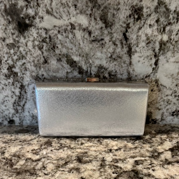Silver Rhinestone Clutch - Picture 2 of 5